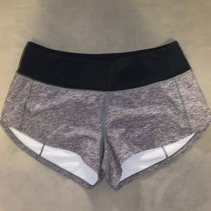 Grey Lululemon speed up short 2.5” size 2
